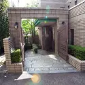 ハイコート南青山のエントランス