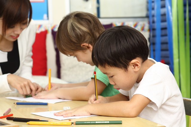 子育てを視野に入れた街のチェックポイントイメージ１