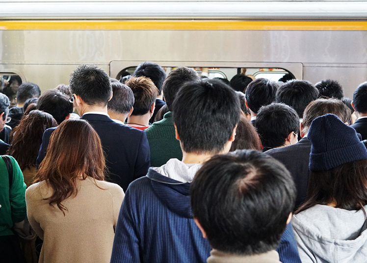 “満員電車と住まいの関係”調査