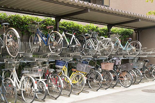 まずは現場をチェックー駐輪場ー